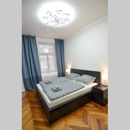 Brandly New Apartment Andel Prag Exterior foto